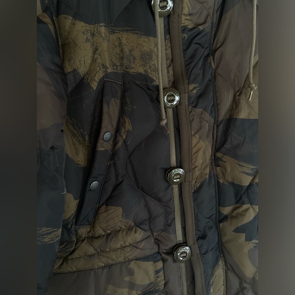 Moncler “Gaillon Feather Down” Hooded Camouflage Jacket - Picture 16 of 16